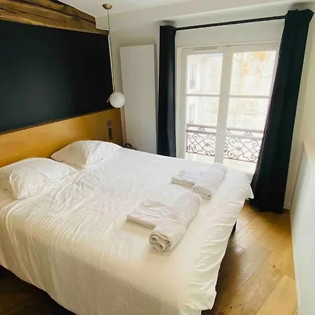 Nid Luxueux En Plein Centre De Appartement *